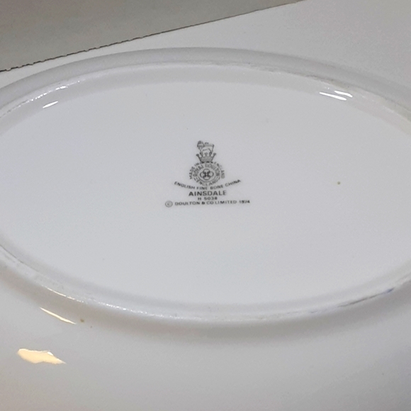 ROYAL DOULTON AINSDALE Fine Bone China SERVING BOWL Vintage England #2 - Picture 6 of 8